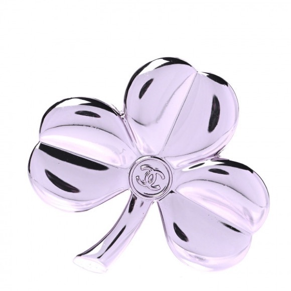 Chanel Skincare GWP - Clover Pin - Picture 1 of 6